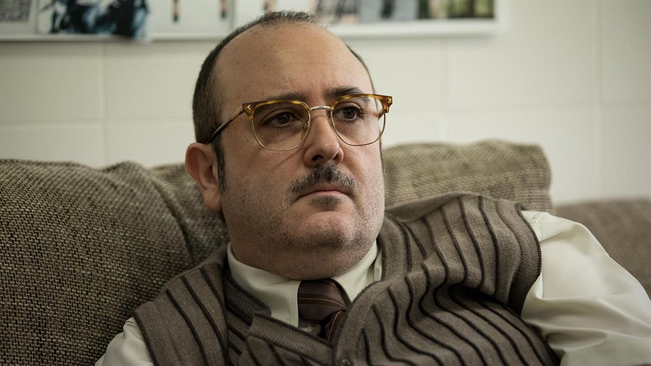 carlos areces en la película algo muy gordo